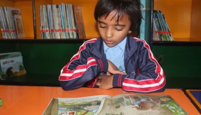 कक्षा दुईकी बालिका लीना पाण्डेको क्षमता, एक वर्षमै पढिन् आठ सय ६७ पुस्तक Image